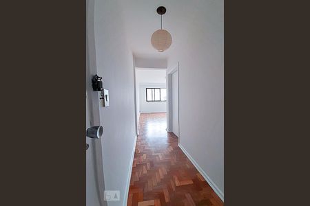 Corredor de apartamento à venda com 3 quartos, 81m² em Sumaré, São Paulo