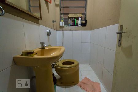 Casa à venda com 226m², 3 quartos e 3 vagasBanheiro de Serviço
