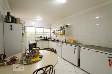 Casa à venda com 226m², 3 quartos e 3 vagasCozinha