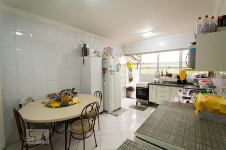Casa à venda com 226m², 3 quartos e 3 vagasCozinha