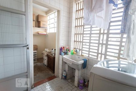 Apartamento à venda com 114m², 2 quartos e 1 vagaÁrea de Serviço