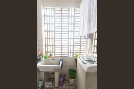 Apartamento à venda com 114m², 2 quartos e 1 vagaÁrea de Serviço