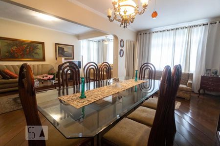 Apartamento à venda com 114m², 2 quartos e 1 vagaSala