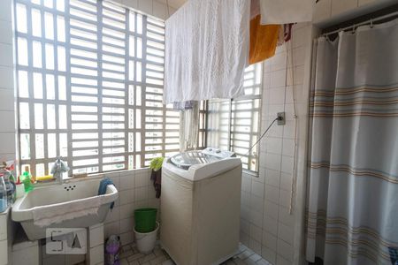 Apartamento à venda com 114m², 2 quartos e 1 vagaÁrea de Serviço