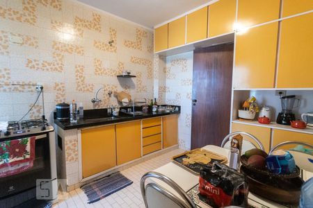 Apartamento à venda com 114m², 2 quartos e 1 vagaCozinha