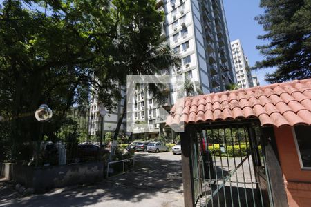 Apartamento à venda com 58m², 2 quartos e 1 vagaFachada