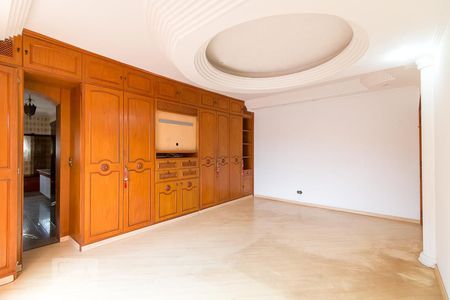 Casa para alugar com 1500m², 6 quartos e 10 vagasQuarto 3 suíte