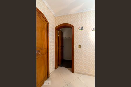 Casa para alugar com 1500m², 6 quartos e 10 vagasCozinha - acesso para a garagem