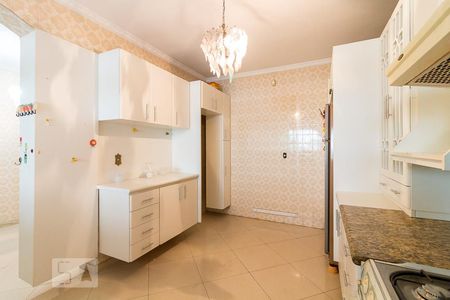 Casa para alugar com 1500m², 6 quartos e 10 vagasCozinha