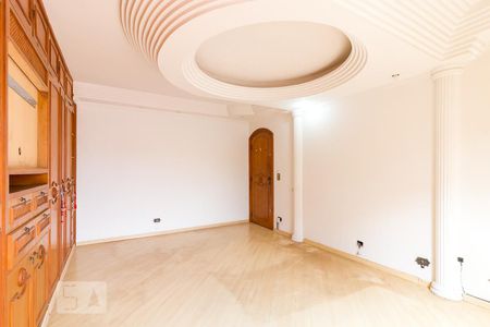 Casa para alugar com 1500m², 6 quartos e 10 vagasQuarto 3 suíte