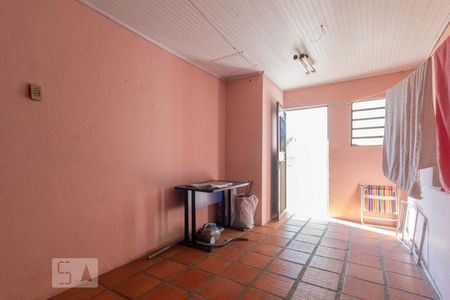Casa de condomínio à venda com 160m², 3 quartos e 1 vaga Casa de condomínio à venda com 160m², 3 quartos e 1 vagaÁrea de Serviço