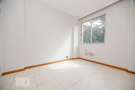 Apartamento à venda com 110m², 2 quartos e 1 vaga Apartamento à venda com 110m², 2 quartos e 1 vagaQuarto 2 - Suíte