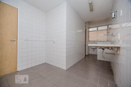 Apartamento à venda com 110m², 2 quartos e 1 vaga Apartamento à venda com 110m², 2 quartos e 1 vagaCozinha