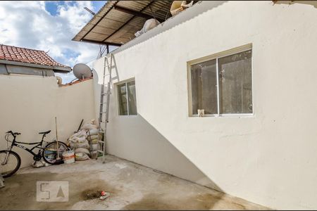 Casa para alugar com 45m², 2 quartos e sem vaga Casa para alugar com 45m², 2 quartos e sem vagaÁrea Externa