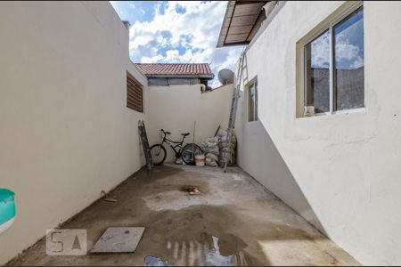 Casa para alugar com 45m², 2 quartos e sem vaga Casa para alugar com 45m², 2 quartos e sem vagaÁrea Externa