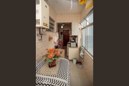 Apartamento à venda com 110m², 3 quartos e 1 vagaÁrea de serviço