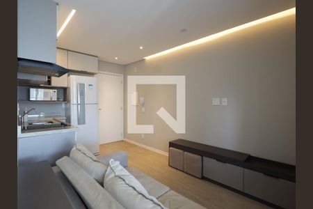 Sala de kitnet/studio para alugar com 1 quarto, 37m² em Real Parque, São Paulo