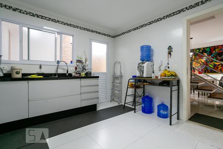 Casa de condomínio à venda com 275m², 3 quartos e 3 vagas Casa de condomínio à venda com 275m², 3 quartos e 3 vagasCozinha