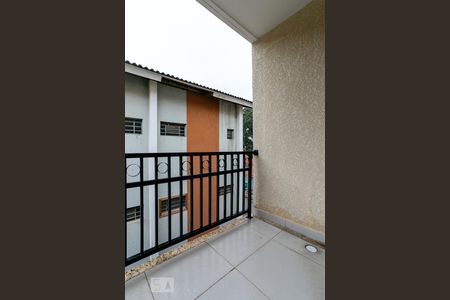 Casa de condomínio à venda com 275m², 3 quartos e 3 vagas Casa de condomínio à venda com 275m², 3 quartos e 3 vagasVaranda da Suíte 1