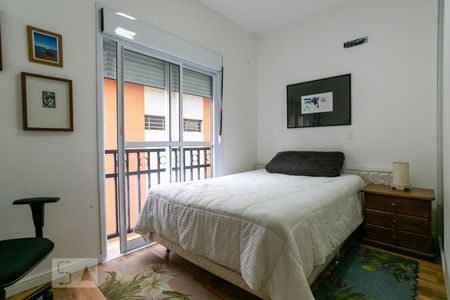 Casa de condomínio à venda com 275m², 3 quartos e 3 vagas Casa de condomínio à venda com 275m², 3 quartos e 3 vagasSuíte 2