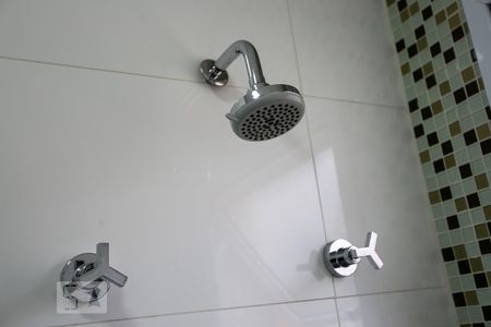 Casa de condomínio à venda com 275m², 3 quartos e 3 vagas Casa de condomínio à venda com 275m², 3 quartos e 3 vagasBanheiro da Suíte 2