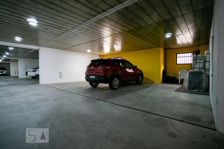 Casa de condomínio à venda com 275m², 3 quartos e 3 vagas Casa de condomínio à venda com 275m², 3 quartos e 3 vagasGaragem