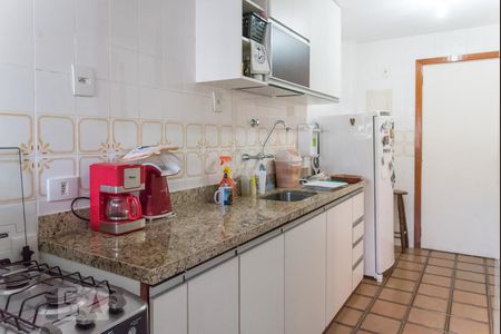 Apartamento à venda com 86m², 2 quartos e 1 vagaCozinha