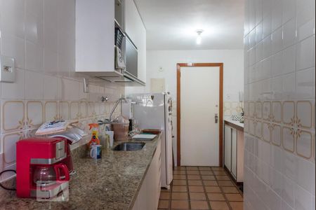 Apartamento à venda com 86m², 2 quartos e 1 vagaCozinha