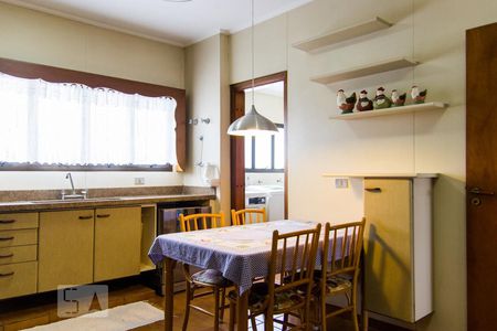 Apartamento para alugar com 140m², 4 quartos e 2 vagasCozinha