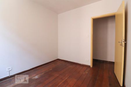 Quarto 1 de apartamento para alugar com 3 quartos, 105m² em Setor Oeste, Goiânia
