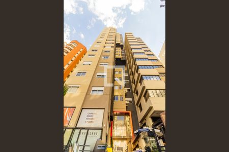 Apartamento à venda com 30m², 1 quarto e 1 vaga Apartamento à venda com 30m², 1 quarto e 1 vagaFachada