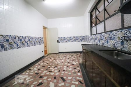Apartamento para alugar com 103m², 3 quartos e sem vaga Apartamento para alugar com 103m², 3 quartos e sem vagaCozinha