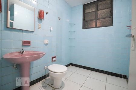 Apartamento para alugar com 103m², 3 quartos e sem vaga Apartamento para alugar com 103m², 3 quartos e sem vagaBanheiro