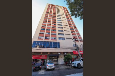 Apartamento para alugar com 103m², 3 quartos e sem vaga Apartamento para alugar com 103m², 3 quartos e sem vagaFachada