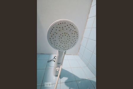 Apartamento para alugar com 103m², 3 quartos e sem vaga Apartamento para alugar com 103m², 3 quartos e sem vagaChuveiro