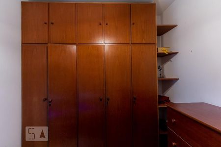 Apartamento à venda com 68m², 2 quartos e 1 vagaQuarto 2 - Armários