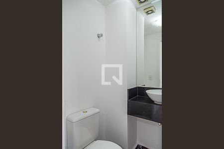 Lavabo de apartamento para alugar com 1 quarto, 50m² em Vila Guarani (z Sul), São Paulo