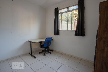Quarto 1 de apartamento para alugar com 2 quartos, 44m² em Gávea, Uberlândia