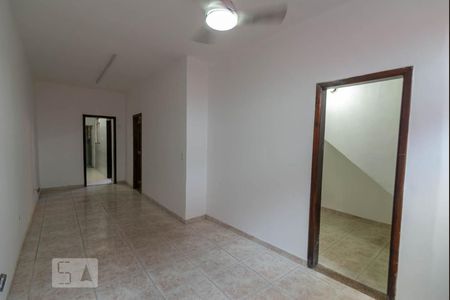 Sala de casa para alugar com 3 quartos, 100m² em São Cristóvão, Rio de Janeiro