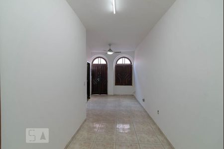 Sala de casa para alugar com 3 quartos, 100m² em São Cristóvão, Rio de Janeiro