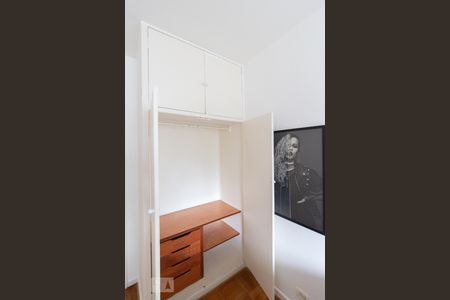 Apartamento à venda com 74m², 2 quartos e 1 vagaSuíte