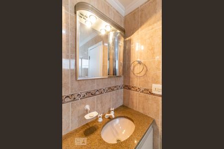Apartamento para alugar com 167m², 4 quartos e 2 vagas Apartamento para alugar com 167m², 4 quartos e 2 vagasBanheiro da suíte 2