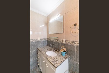 Apartamento para alugar com 167m², 4 quartos e 2 vagas Apartamento para alugar com 167m², 4 quartos e 2 vagasBanheiro da suíte 1