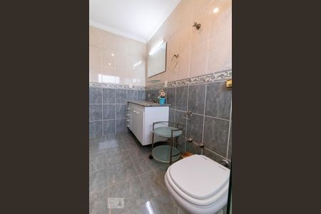 Apartamento para alugar com 167m², 4 quartos e 2 vagas Apartamento para alugar com 167m², 4 quartos e 2 vagasBanheiro da suíte 1