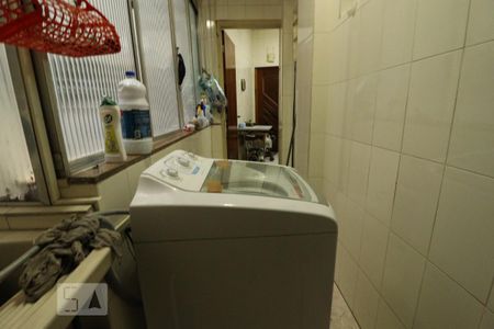 Apartamento para alugar com 110m², 3 quartos e 1 vagaÁrea de Serviço