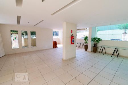 Apartamento para alugar com 60m², 2 quartos e 1 vaga Apartamento para alugar com 60m², 2 quartos e 1 vagaÁrea comum - Salão de festas