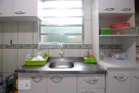 Casa à venda com 100m², 3 quartos e 1 vaga Casa à venda com 100m², 3 quartos e 1 vagaCozinha