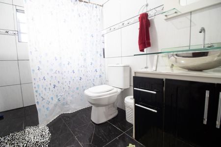 Banheiro da Suíte 1 de casa à venda com 3 quartos, 100m² em Passo das Pedras, Porto Alegre