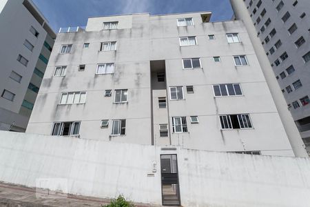 Studio à venda com 28m², 1 quarto e 1 vagaFachada do prédio