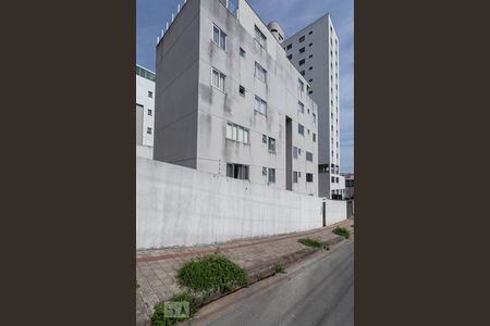 Studio à venda com 28m², 1 quarto e 1 vagaFachada do prédio